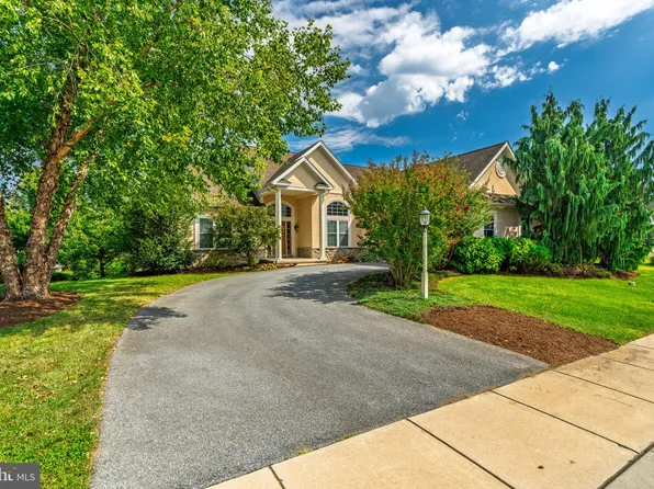 128 Kilgannon Ln, Lancaster, PA 17603