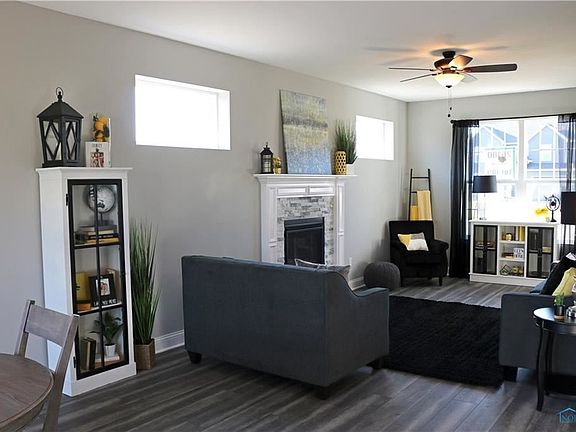 4th image of 26180 Carronade Dr