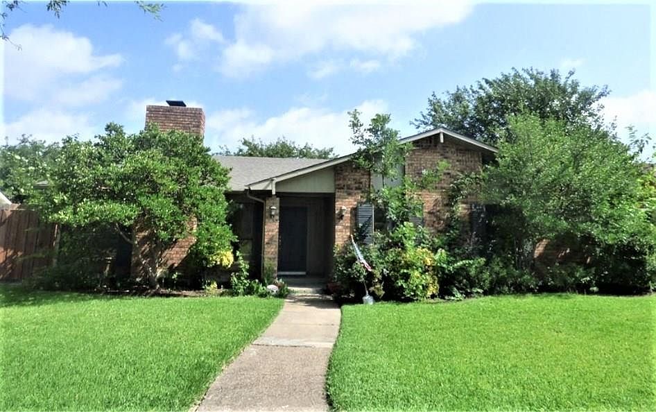 1st image of 2317 Choctaw Dr