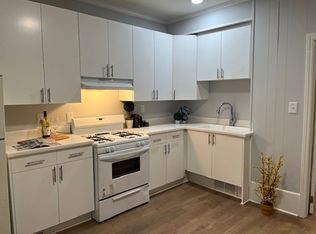 305 Brookside Dr #1/2, Chapel Hill, NC 27516