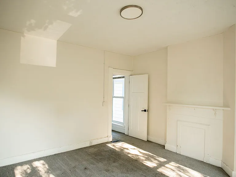 415 Brightwood Ave — Photo 21