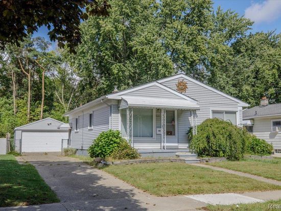 731 1st Ave, Pontiac, MI 48340