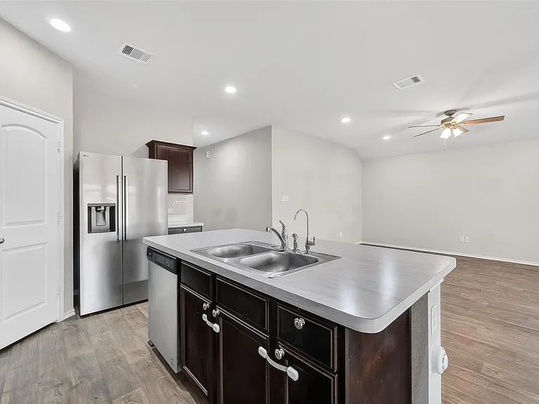 20926 Belmont Village Way — Photo 14