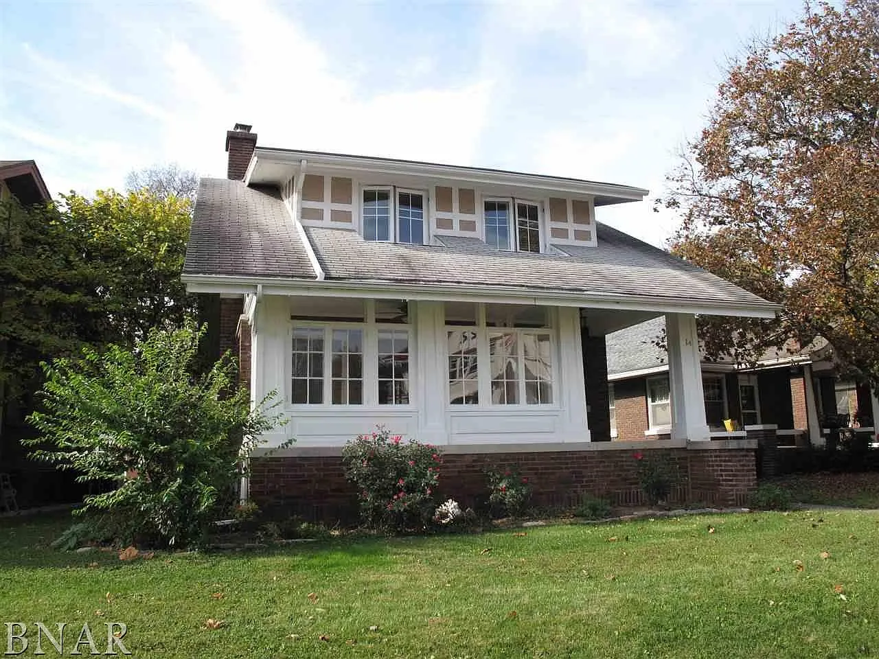 14 Clinton Pl photo 1