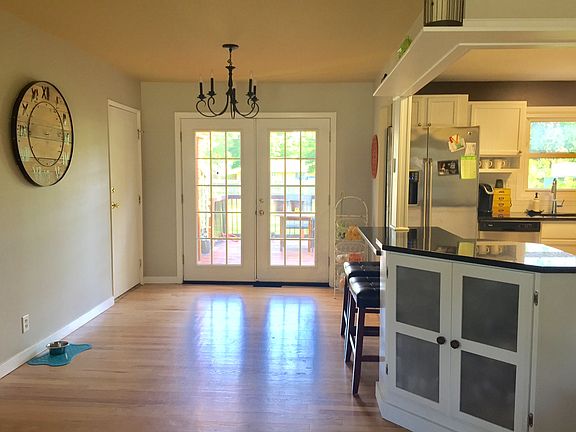 4th image of 17550 Brandel Ave