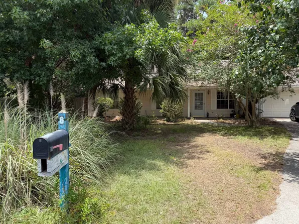 6 Bent Oak Ct, Bluffton, SC 29910