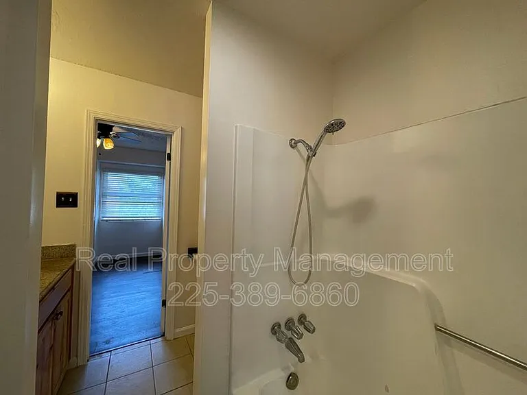 14619 Forest Grove Ave #C — Photo 12