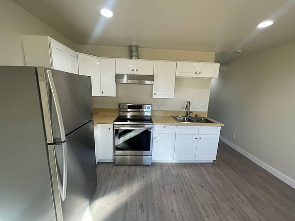 3rd image of 5021 Cimarron St #1/2