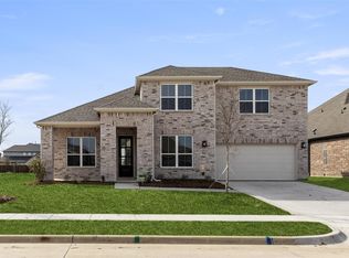704 Lemmon Ln, Forney, TX 75126