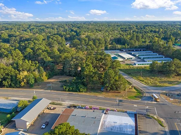 808 Bill Clinton Dr, Hope, AR 71801