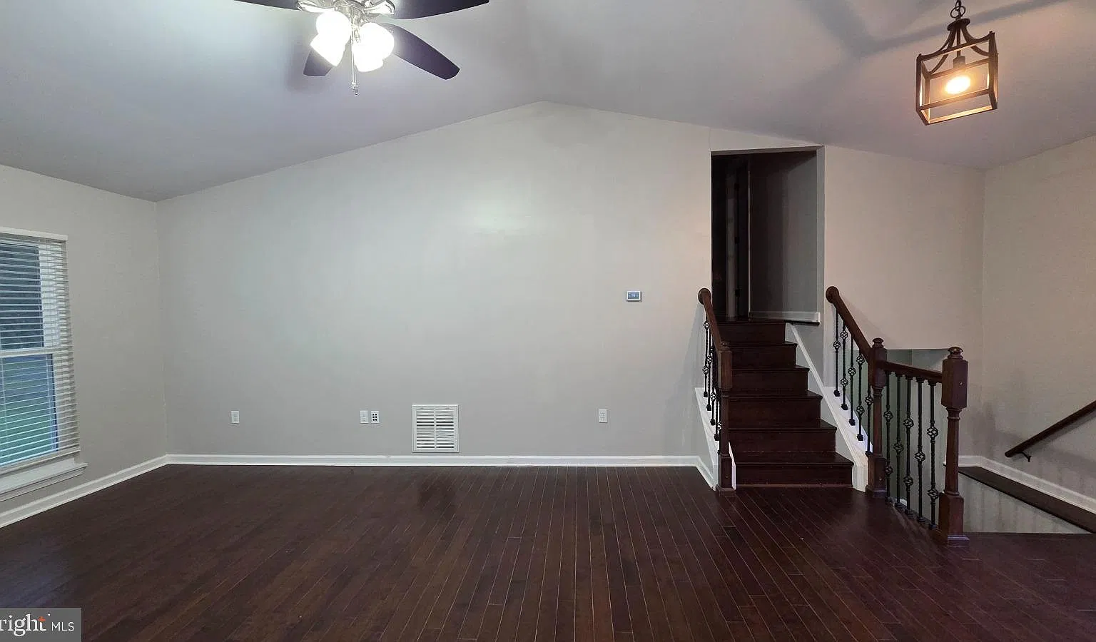 4 bed, 3.0 bath, 2173 sqft, $4,000 — Photo 3