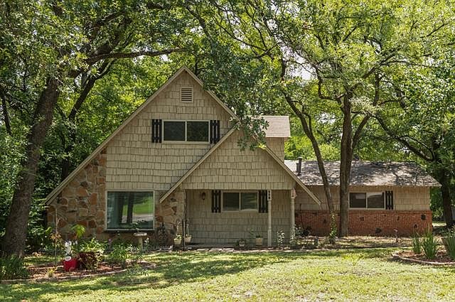 1st image of 625 Ponderosa Dr