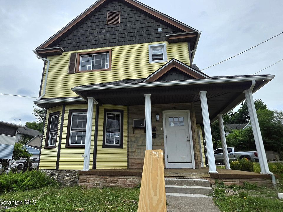 1st image of 215 S Valley Ave #1