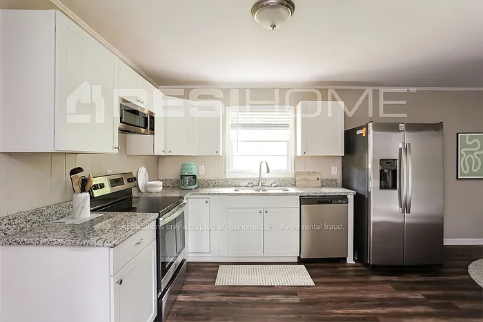 6061 Pine View Ter — Photo 4