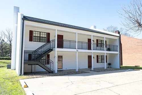 101 Hartness St #B Photo 1