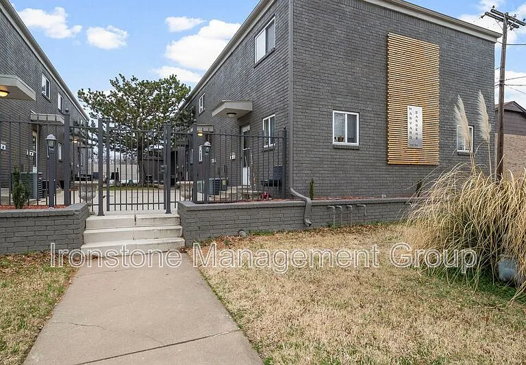 3636 S Indianapolis Ave #2 — Photo 23