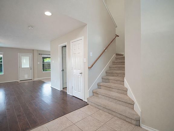 4th image of 8315 Cardamon Ln