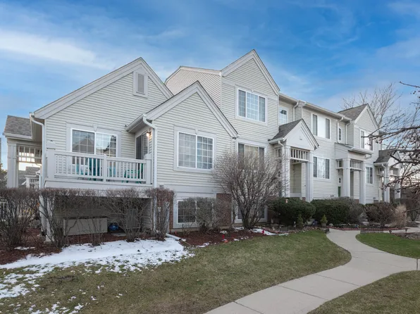 3377 Ravinia Cir, Aurora, IL 60504