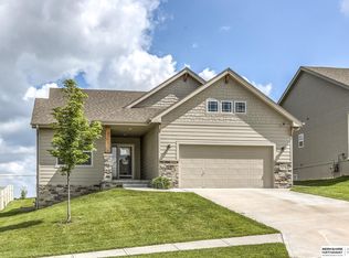 16912 Virginia St, Omaha, NE 68136