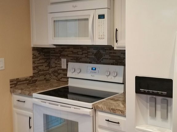 5th image of 40 Los Altos Pl
