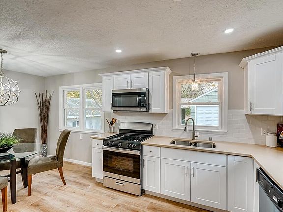 5th image of 1803 Margaret St