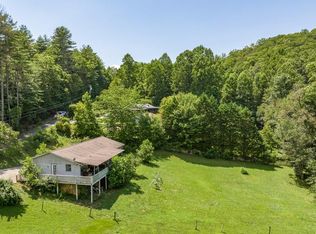 561 Dan Mar Rd, Franklin, NC 28734