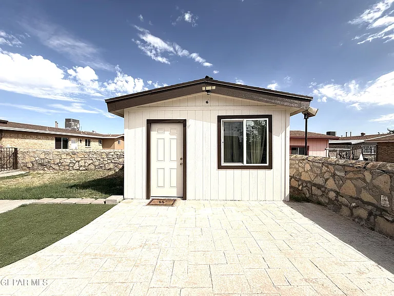 9321 Sorbonne Dr — Photo 37