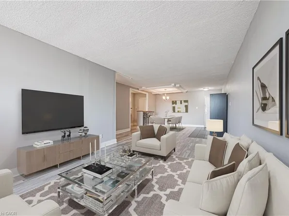 975 Warwick Ct #1410, Burlington, ON L7T 3Z7