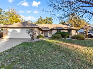 6411 Hemlock St, Redding, CA 96001