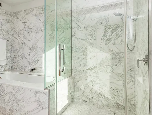 Rented by Level Group | media 14