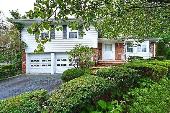 1st image of 57 Country Village Ln