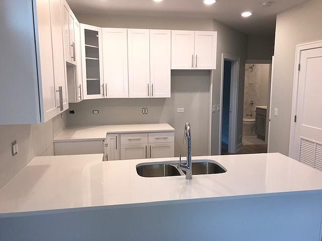 1st image of 2647 W Lawrence Ave #1S