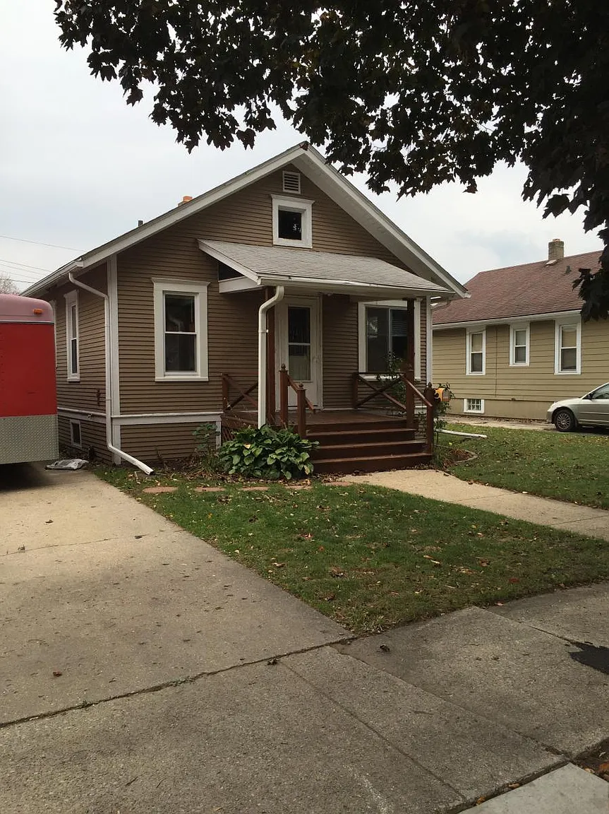 7711 16th Ave photo 1