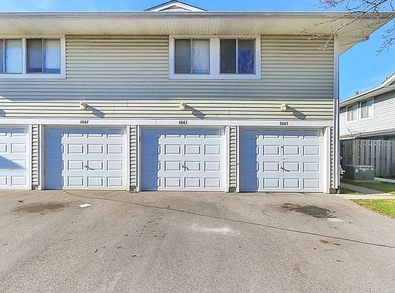 2nd image of 6045 Kit Carson Dr #6045