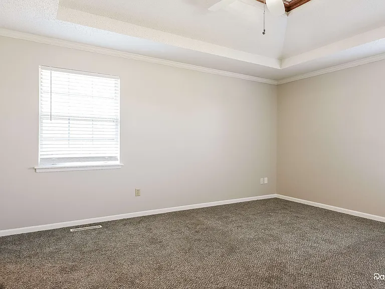 502 Woodson Ln — Photo 20