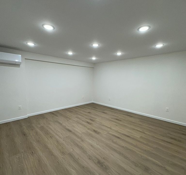 Building Photo 5