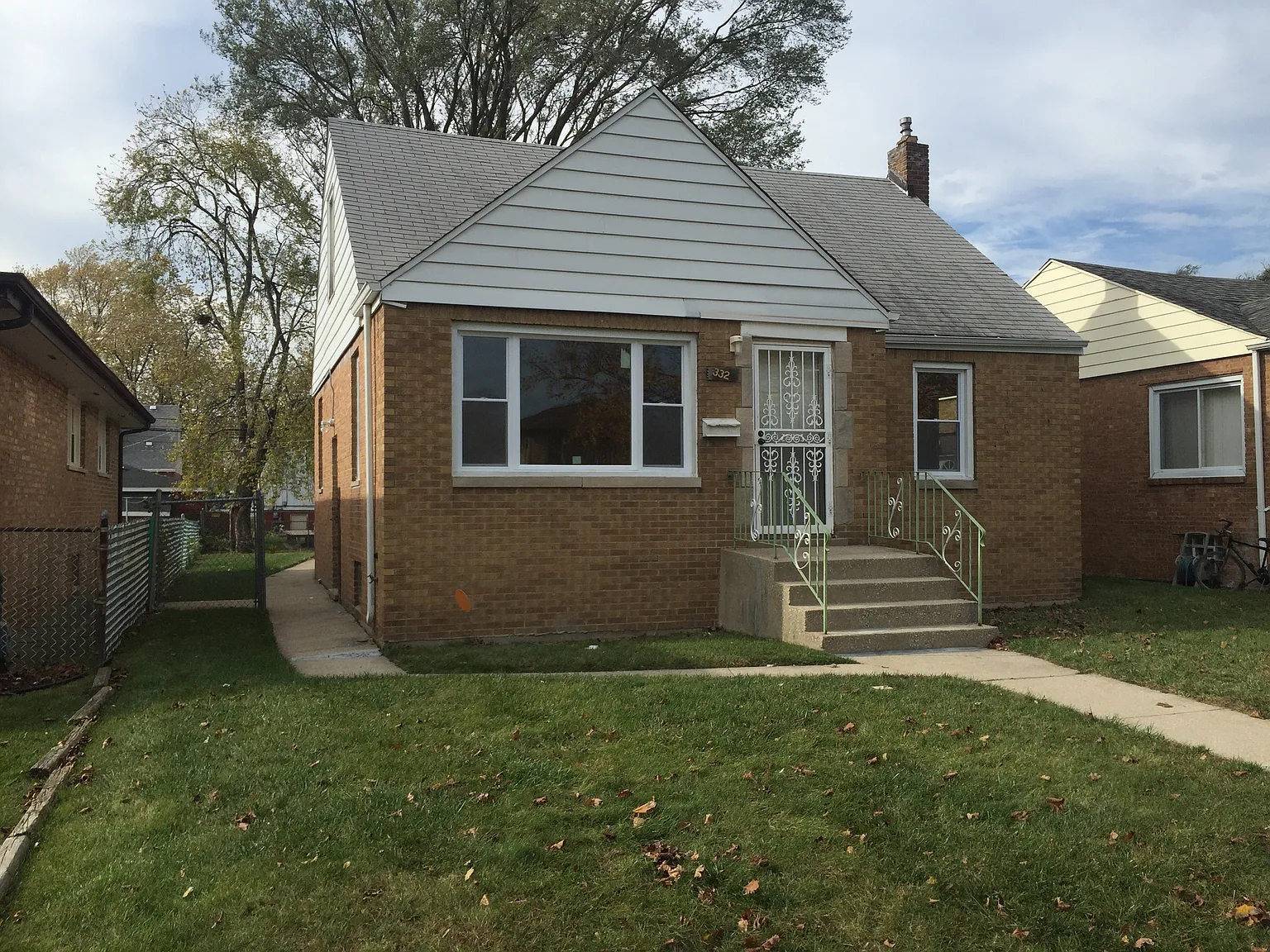 332 Paxton Ave photo 1