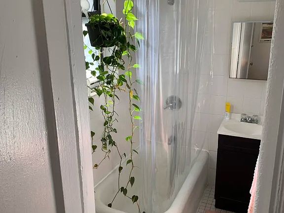 4th image of 3705 30th Ave APT 3