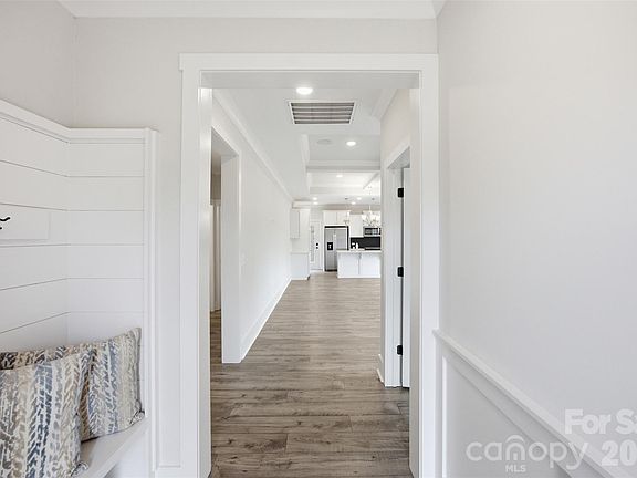 3rd image of 21216 Sanctuary Dr