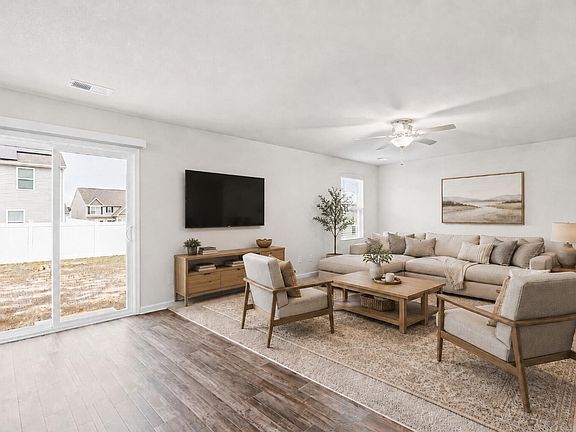 4th image of 725 Fauna St