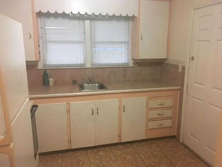 720 Washington St #1 — Photo 5
