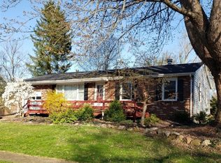 1136 Sommerset Dr, Huron, OH 44839