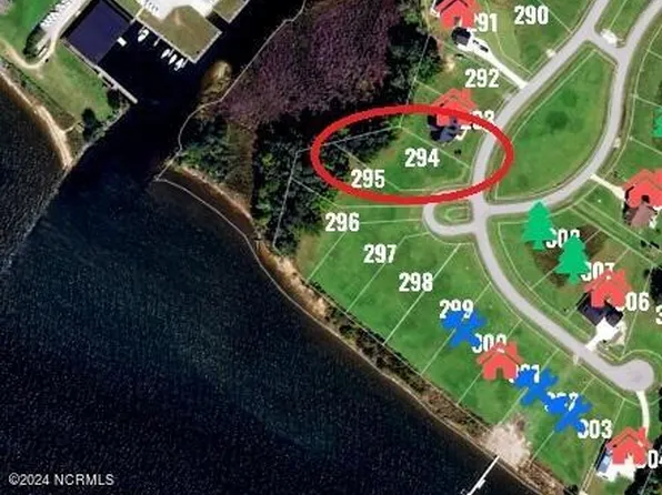 937 W Burton Farm Drive, Minnesott Beach, NC 28510