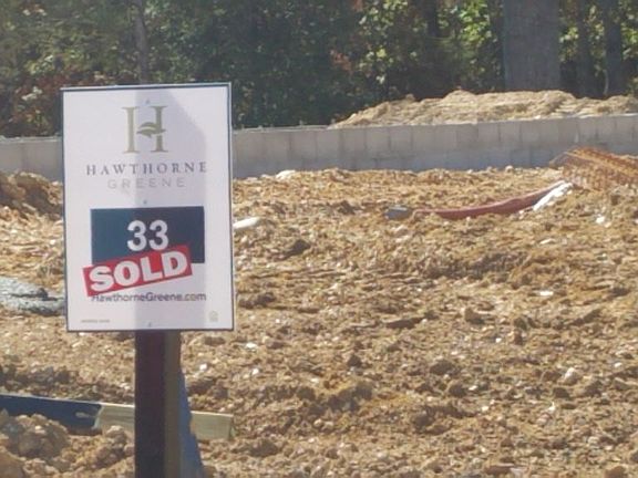 5th image of 29 Camden Cir