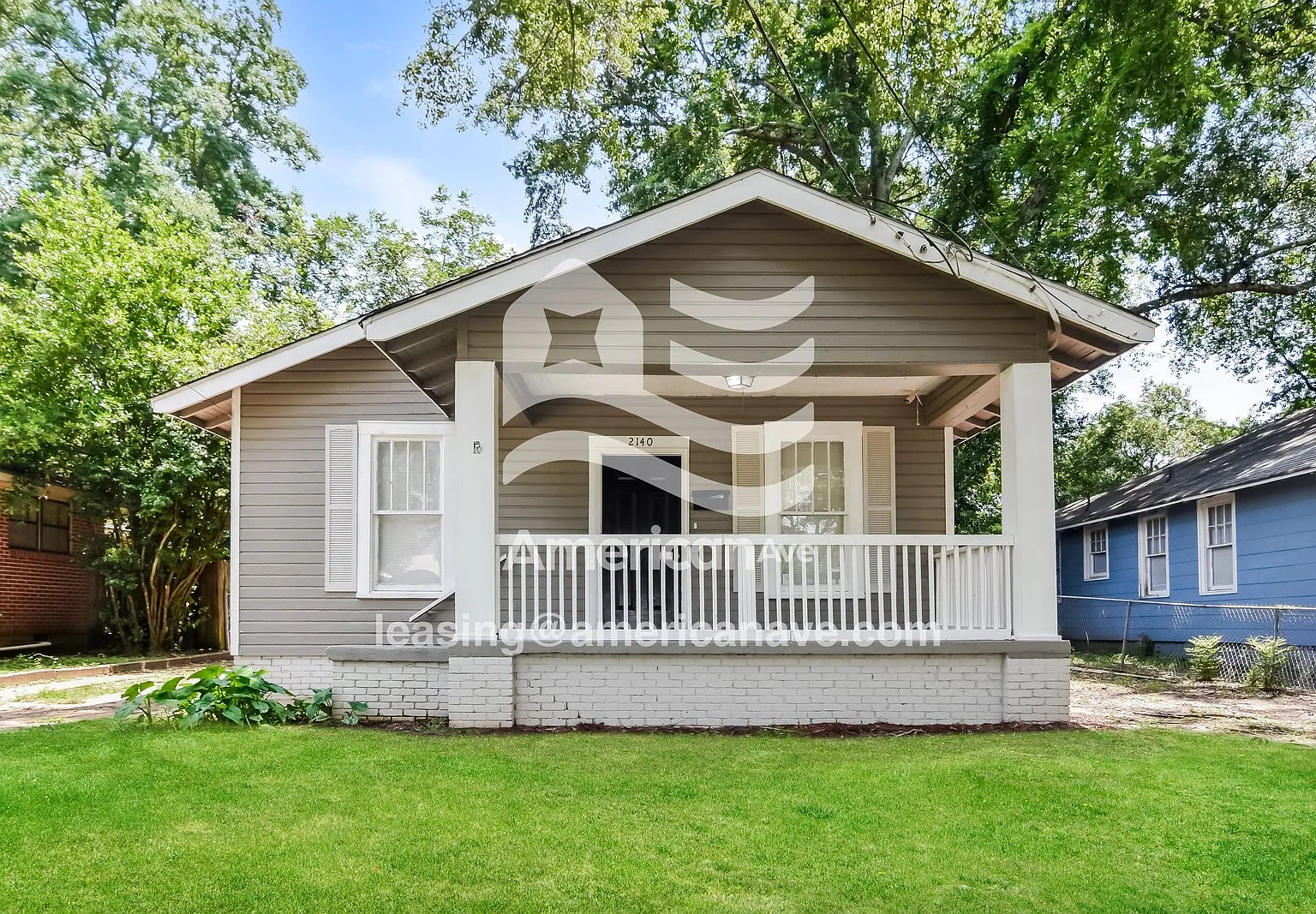 3 bed, 1.0 bath, 1238 sqft, $914 — Photo 1