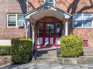 1506 W Terrace Cir APT 4, Teaneck, NJ 07666