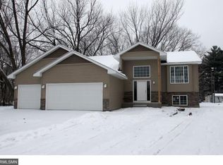 807 87th Ln NW, Coon Rapids, MN 55433