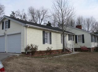 602 Friendway Rd, Greensboro, NC 27410