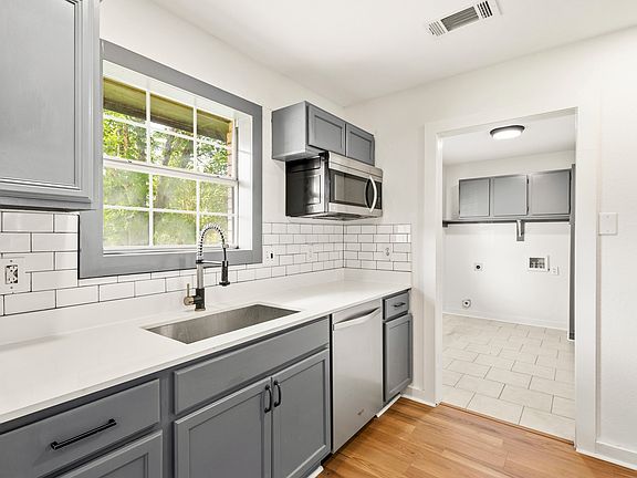 5th image of 1313 Crosscreek Ln