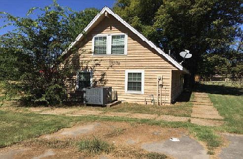 2nd image of 107 Edwards St